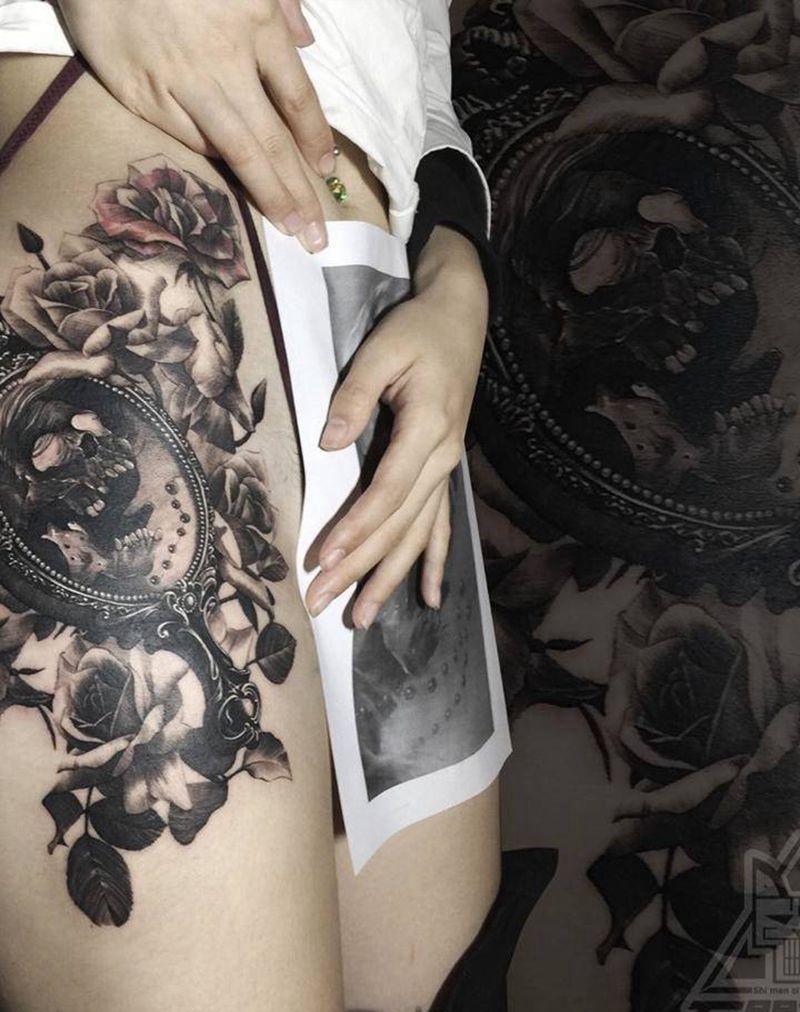 镜子中纹身图片_成品腿部欧美写实鬼神静物纹身图案