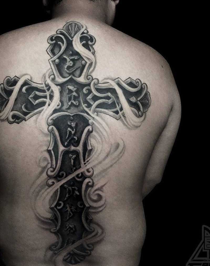 十字架纹身图片_成品背部欧美传统写实原创植物几何字符宗教纹身图案