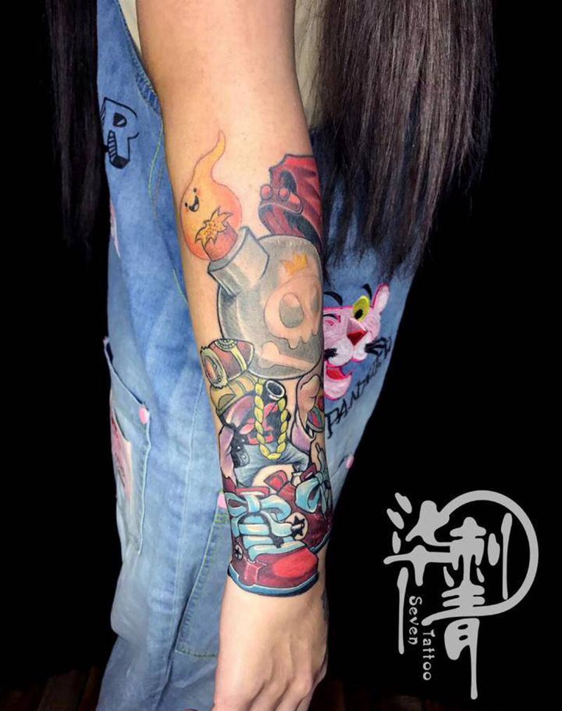 机器人纹身图片_手臂欧美写实Old School纹身图案