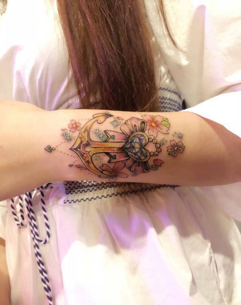 钻石船锚纹身图片