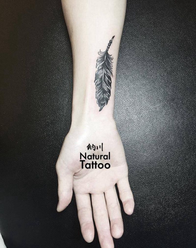 遮盖羽毛纹身图片_遮盖成品手臂欧美清新动物纹身图案