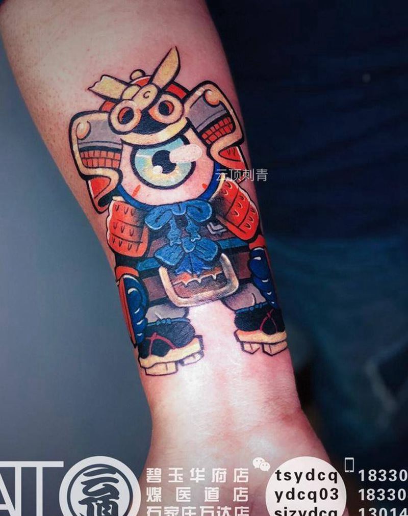 大眼鬼武士遮盖老纹身纹身图片_手臂New School鬼武士纹身图案