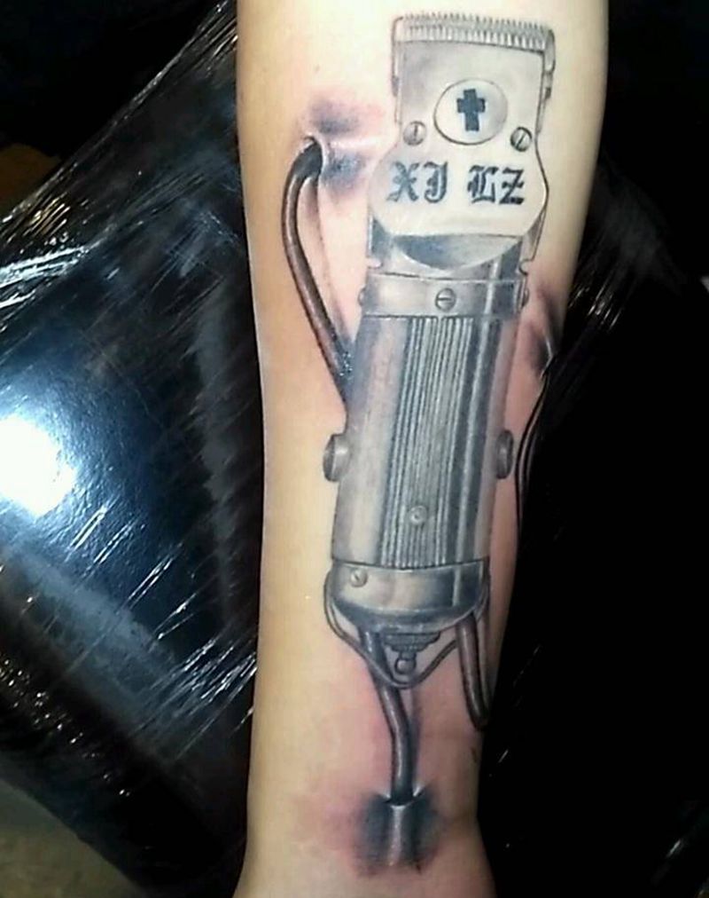 电推纹身图片_手臂纹身图案