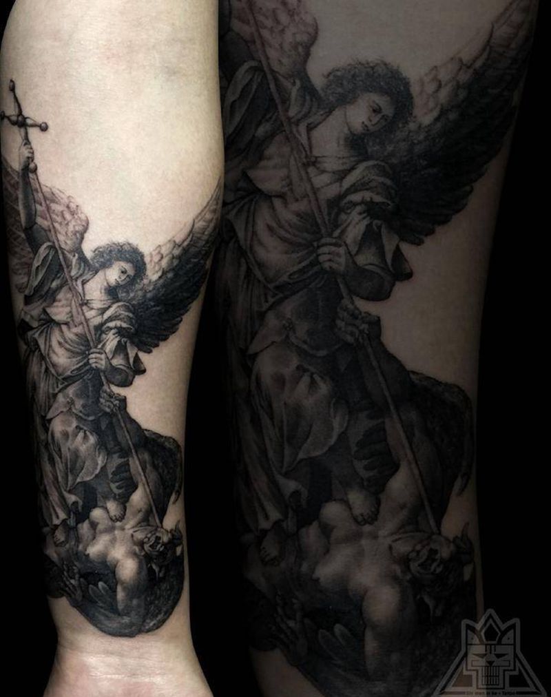 屠魔纹身图片_成品手臂欧美写实肖像人物宗教鬼神纹身图案