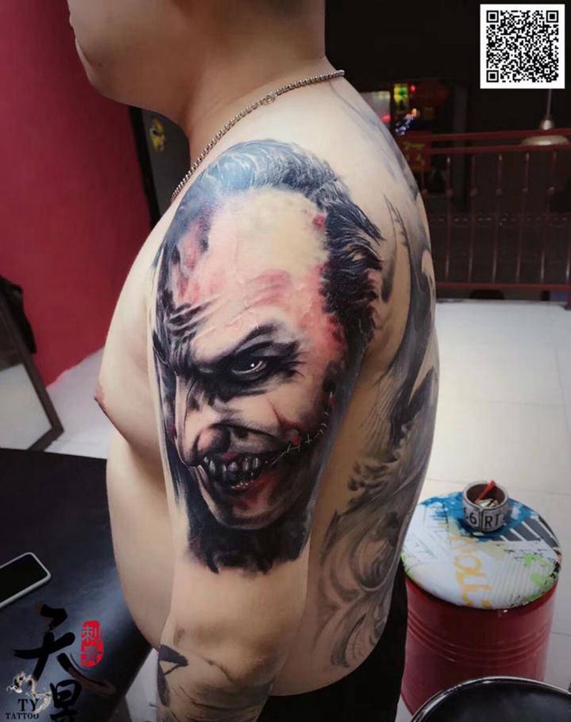 大鼻子纹身图片