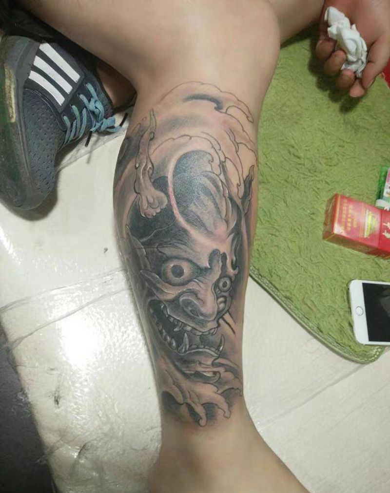 般若纹身图片_腿部新传统般若纹身图案