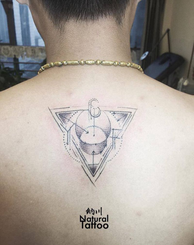 几何图形syf纹身图片_成品背部清新几何纹身图案