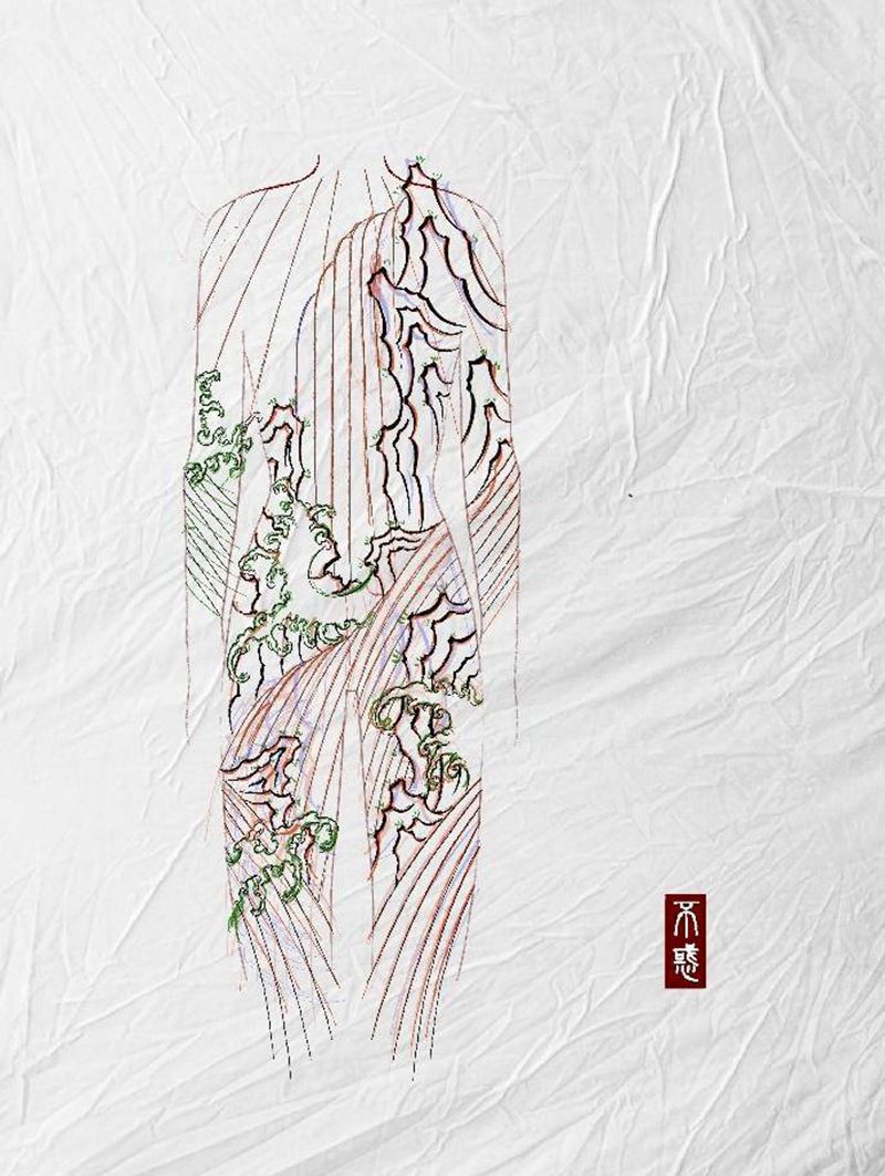 手稿纹身图片_背部老传统新传统浪花石头纹身图案