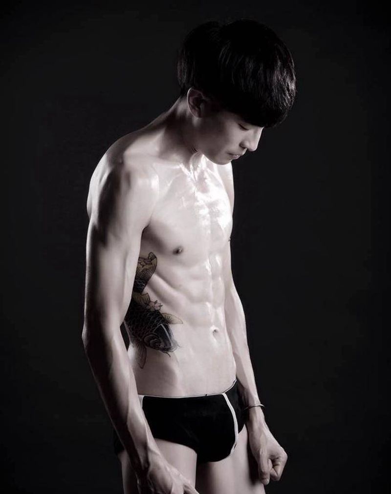 传统鱼 买家秀纹身图片_成品腰部传统动物原创纹身图案