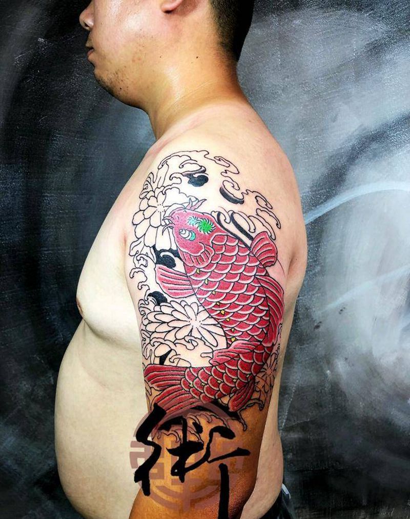 传统鱼纹身图片_手臂老传统鱼纹身图案