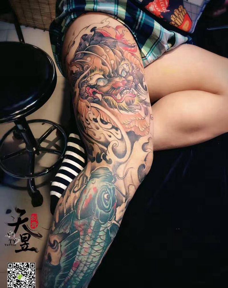 添加花腿纹身图片