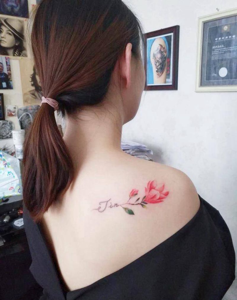 花纹身图片_植物背部纹身图案