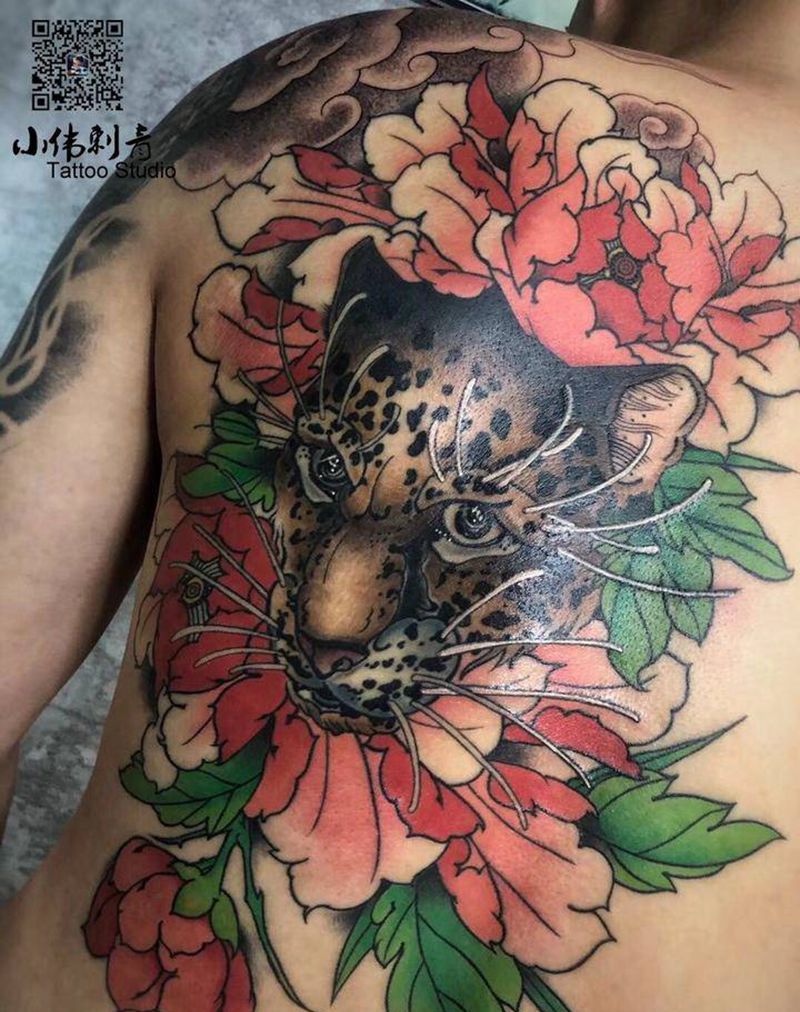 豹子牡丹纹身图片_肩部背部新传统纹身图案