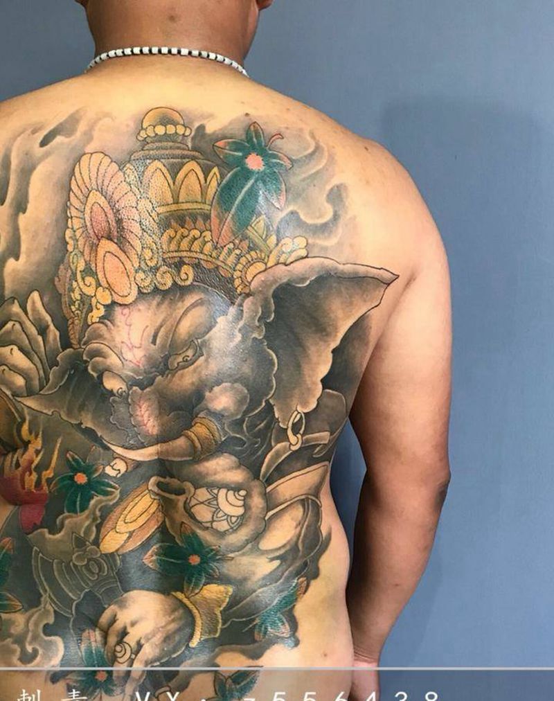 象神纹身图片_背部新传统纹身图案