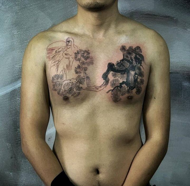 松与鹤纹身图片_胸部水墨鹤仙鹤纹身图案