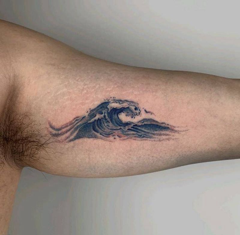 海浪纹身纹身图片_手臂新传统水彩海浪浪花纹身图案