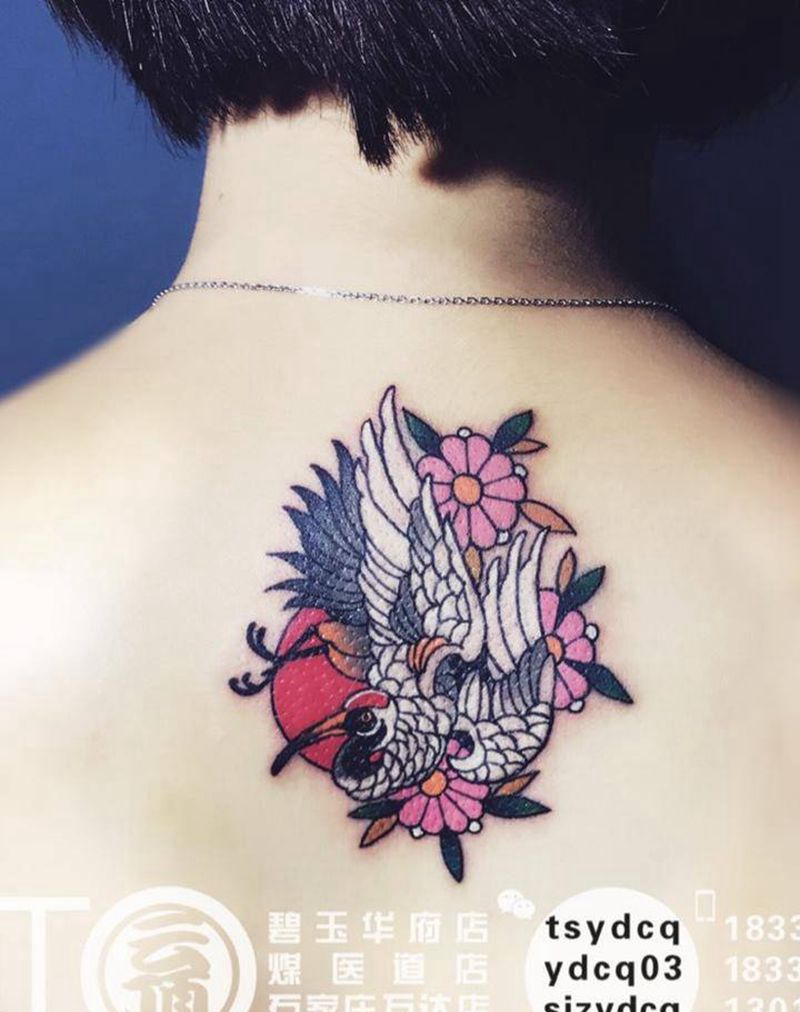 鶴纹身图片_成品颈部传统动物原创纹身图案