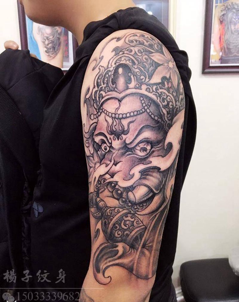 象神纹身图片_动物肩部纹身图案
