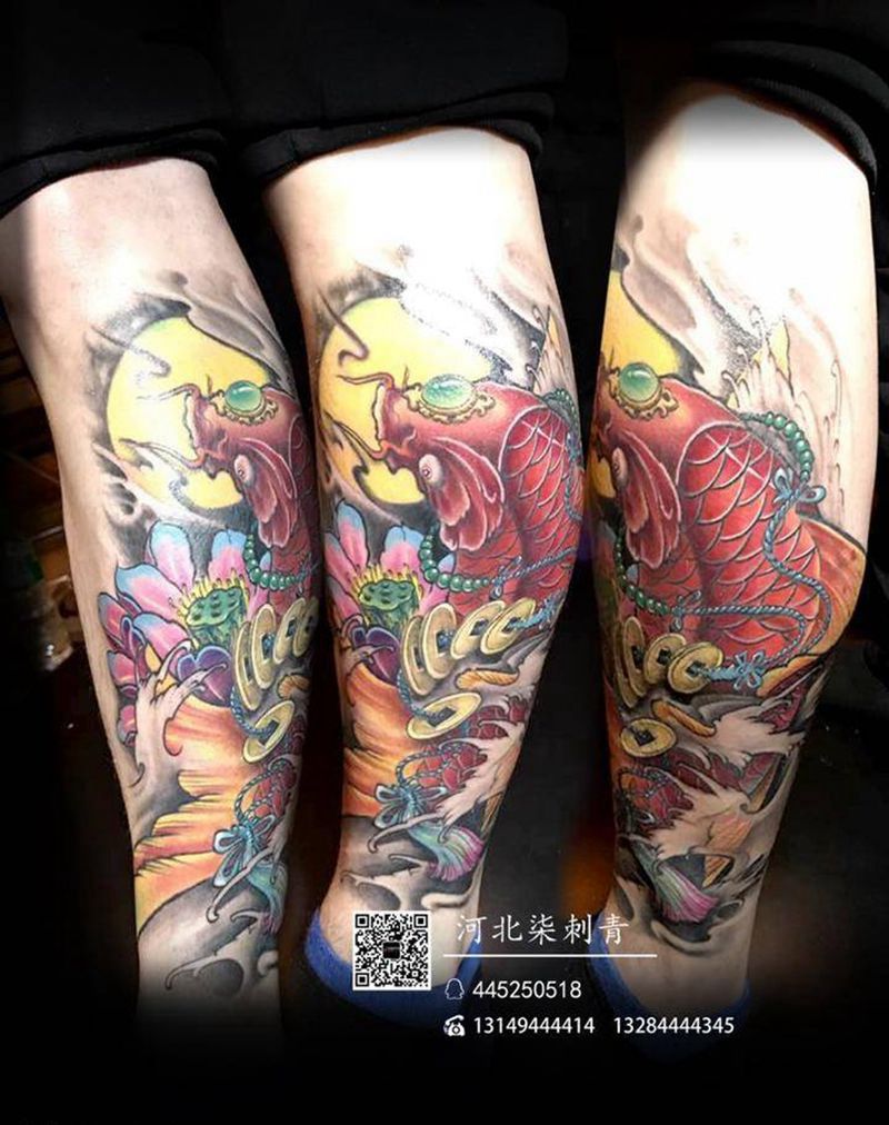 彩色锦鲤纹身图片_成品腿部传统动物纹身图案