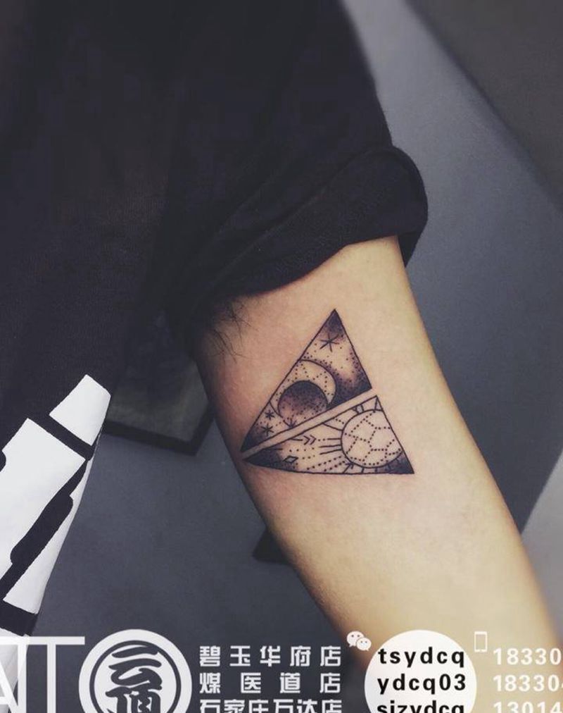小图类纹身图片_成品手部手臂胸部欧美习俗传统几何字符动物纹身图案
