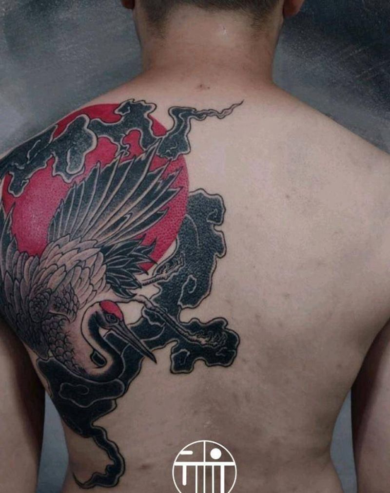 仙鹤（局部遮盖）纹身图片_背部新传统鹤仙鹤纹身图案