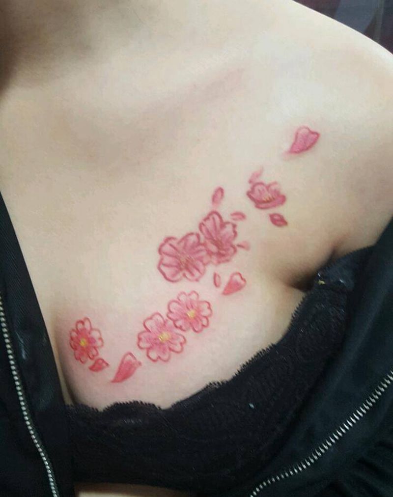 花（上面几朵非本店作品？纹身图片