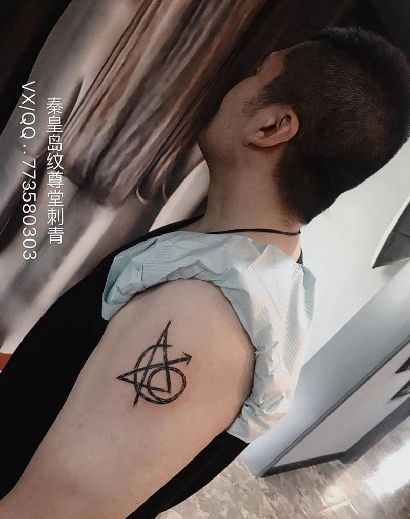 复联标志纹身图片_手臂图腾纹身图案