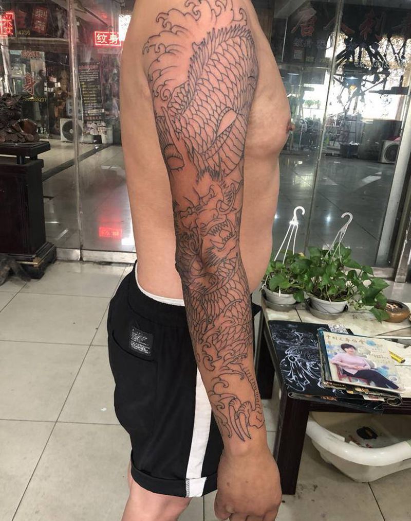 龙纹身图片_手臂纹身图案
