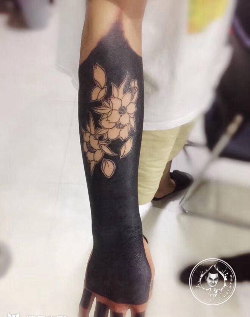 黑臂纹身图片_手臂纹身图案