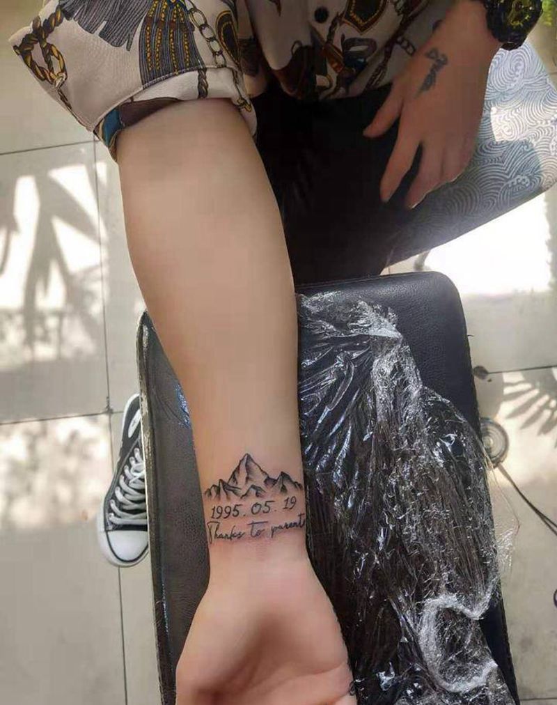 山纹身图片_手臂纹身图案