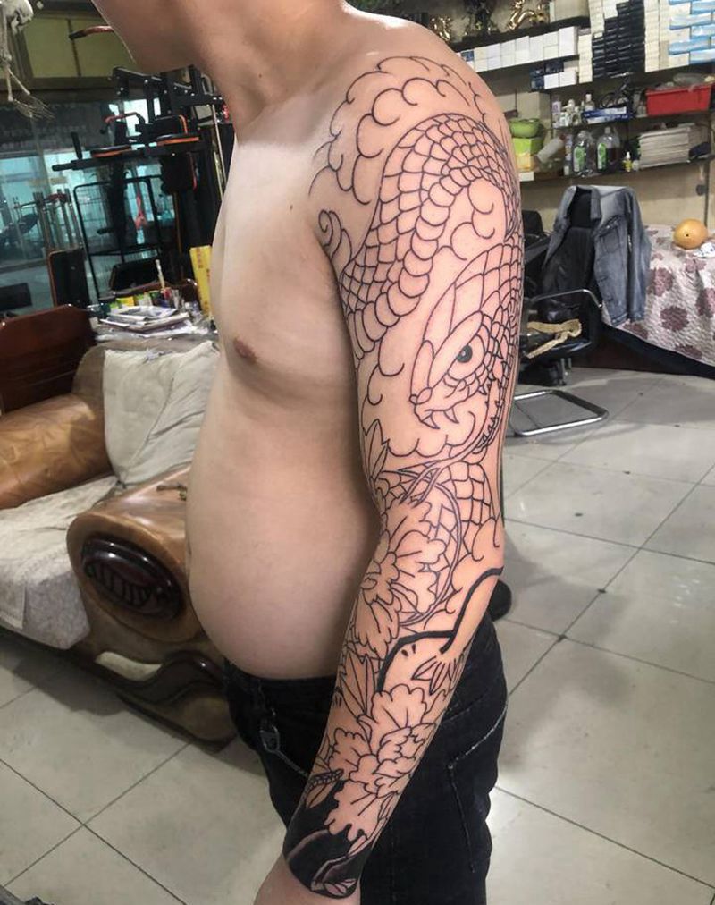 日式蛇花臂纹身图片_手臂纹身图案