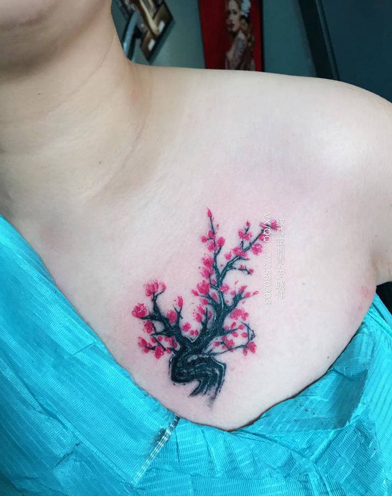 遮盖作品‘梅花’纹身图片_胸部水墨纹身图案