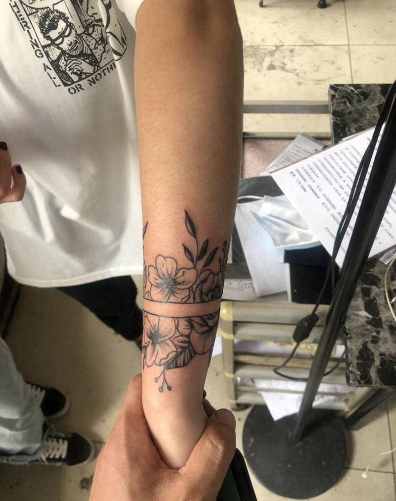 素花纹身图片_手臂纹身图案