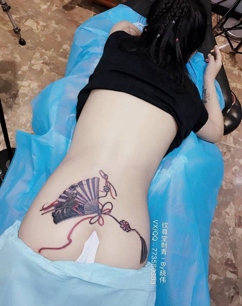 遮盖胎记纹身图片_腰部臀部New School纹身图案