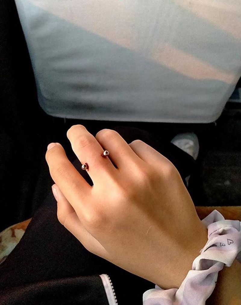 '指钉纹身图片_手部纹身图案