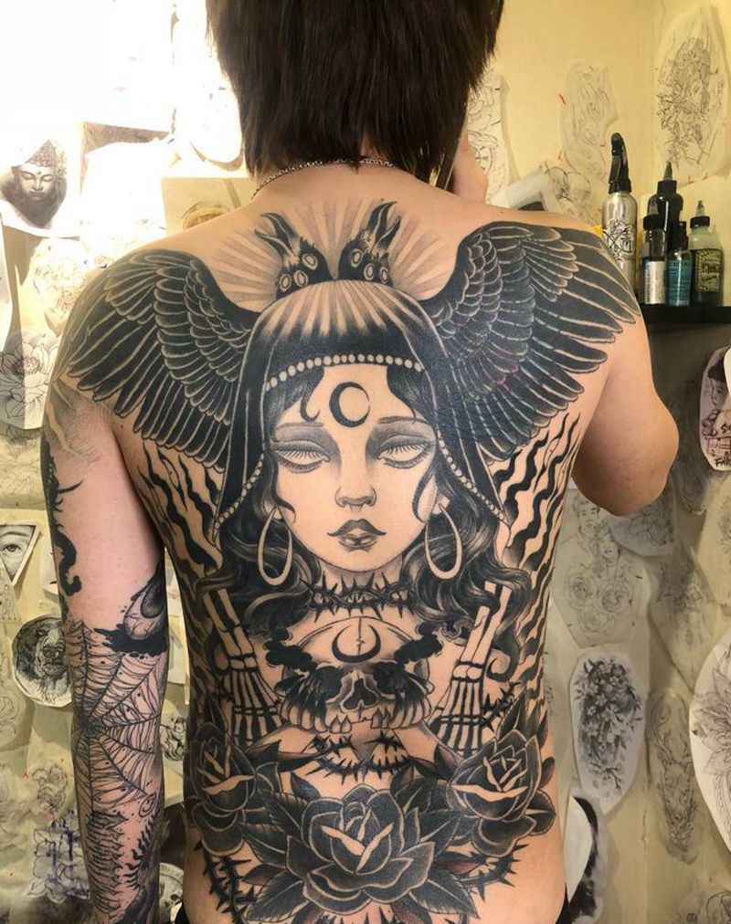 原创暗黑女郎纹身图片_背部纹身图案
