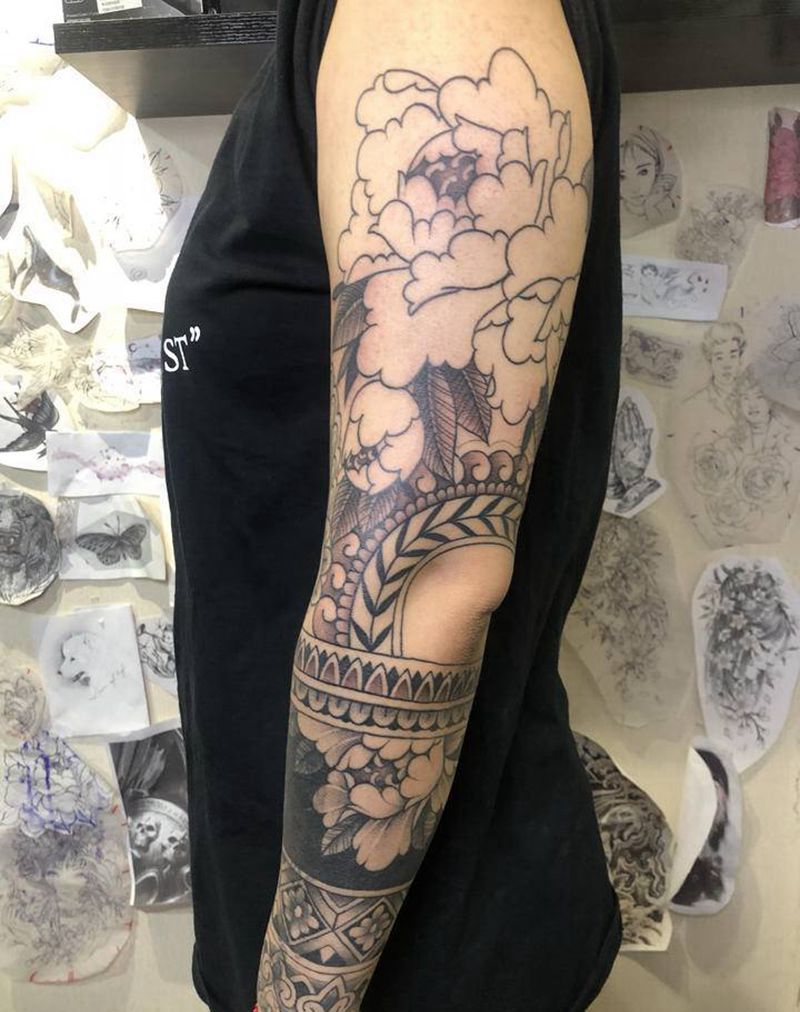 原创素花纹身图片_手臂纹身图案