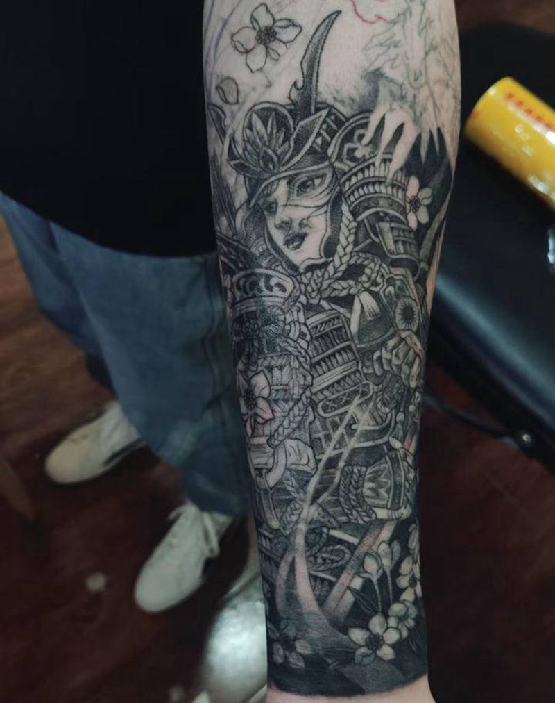 花木兰纹身图片_手臂纹身图案