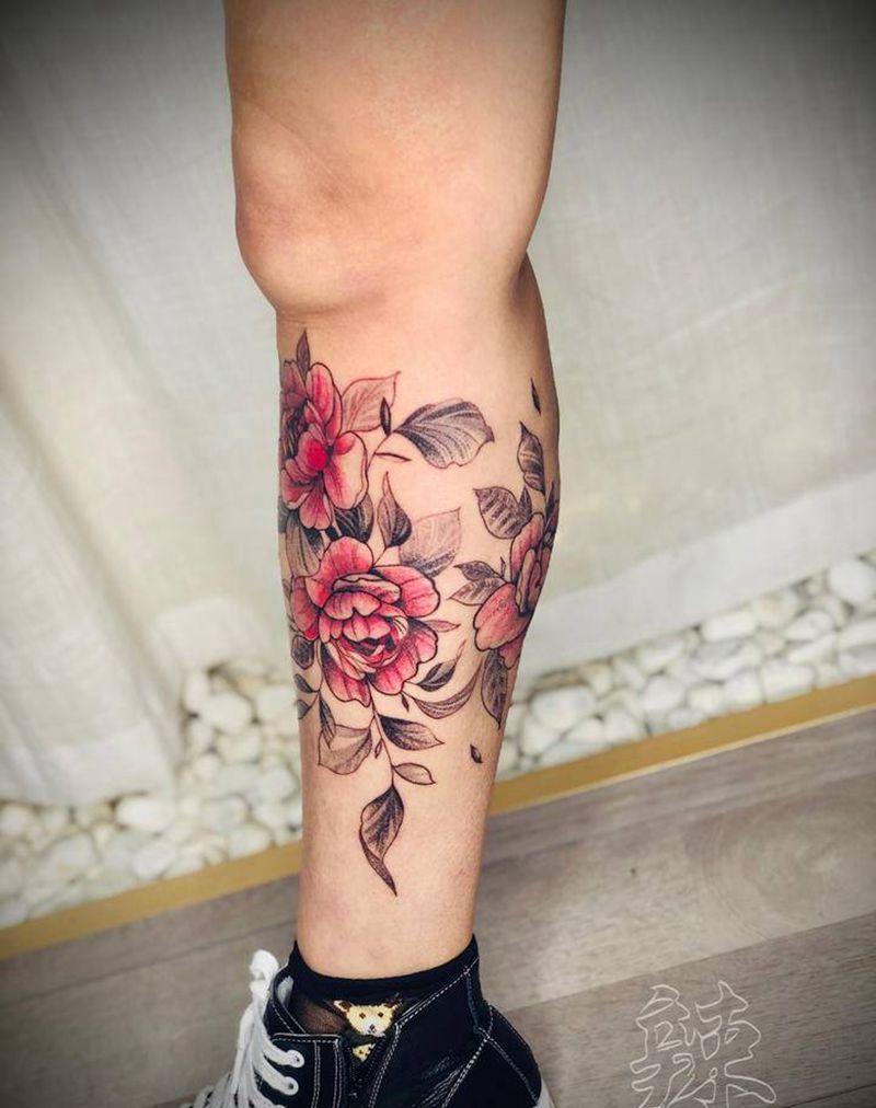 小花纹身图片_腿部水彩纹身图案