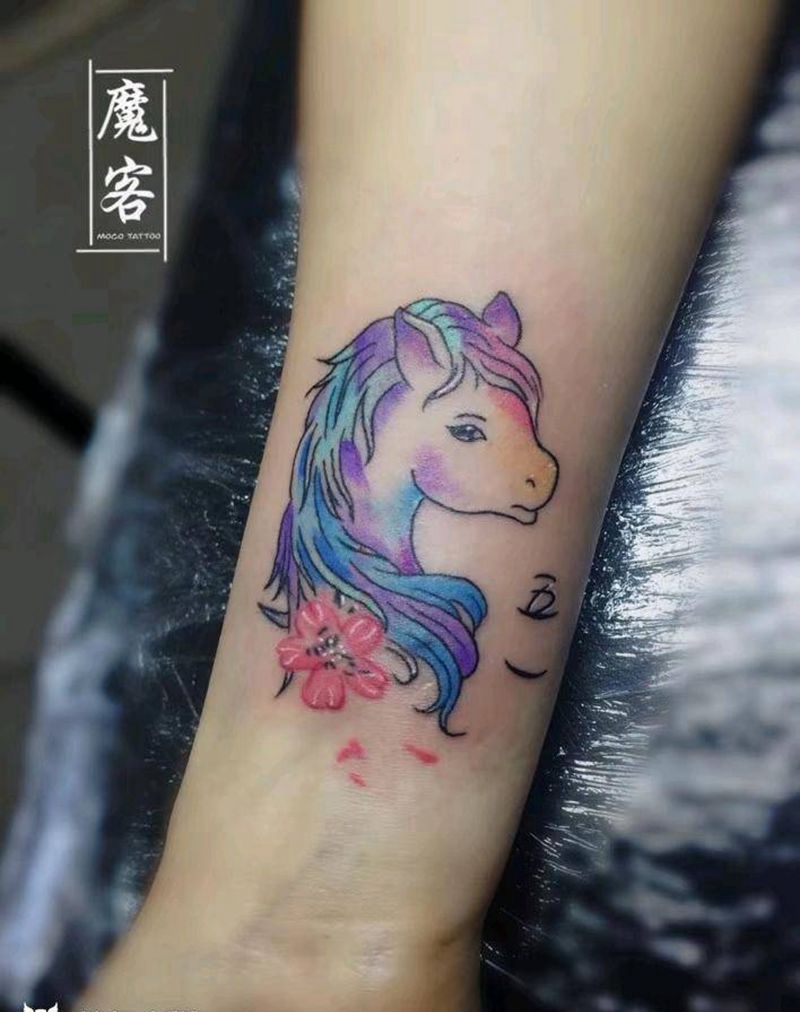 小马纹身图片_New School纹身图案