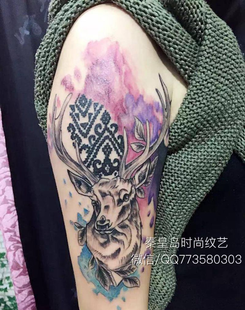 麋鹿纹身图片