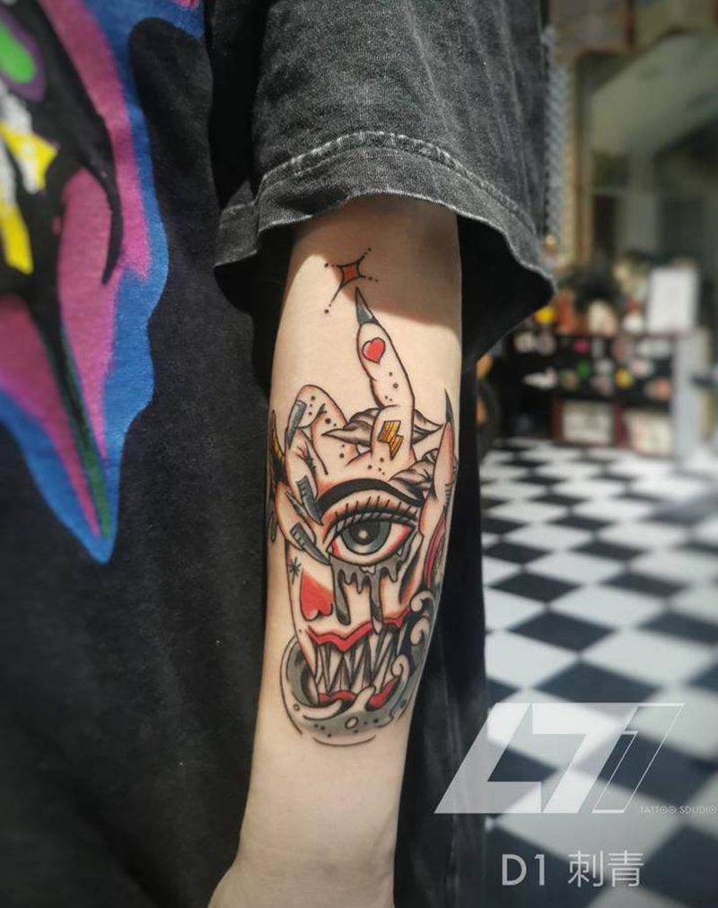 old school手纹身图片_手臂腿部Old School手纹身图案