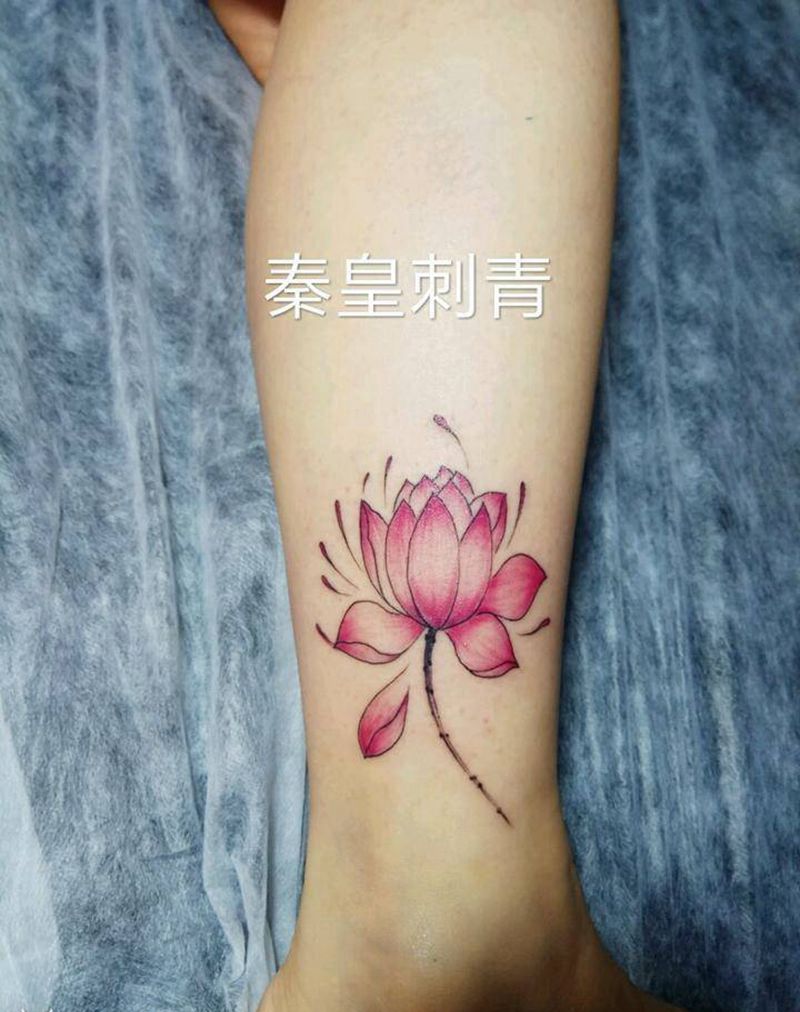 莲花纹身图片