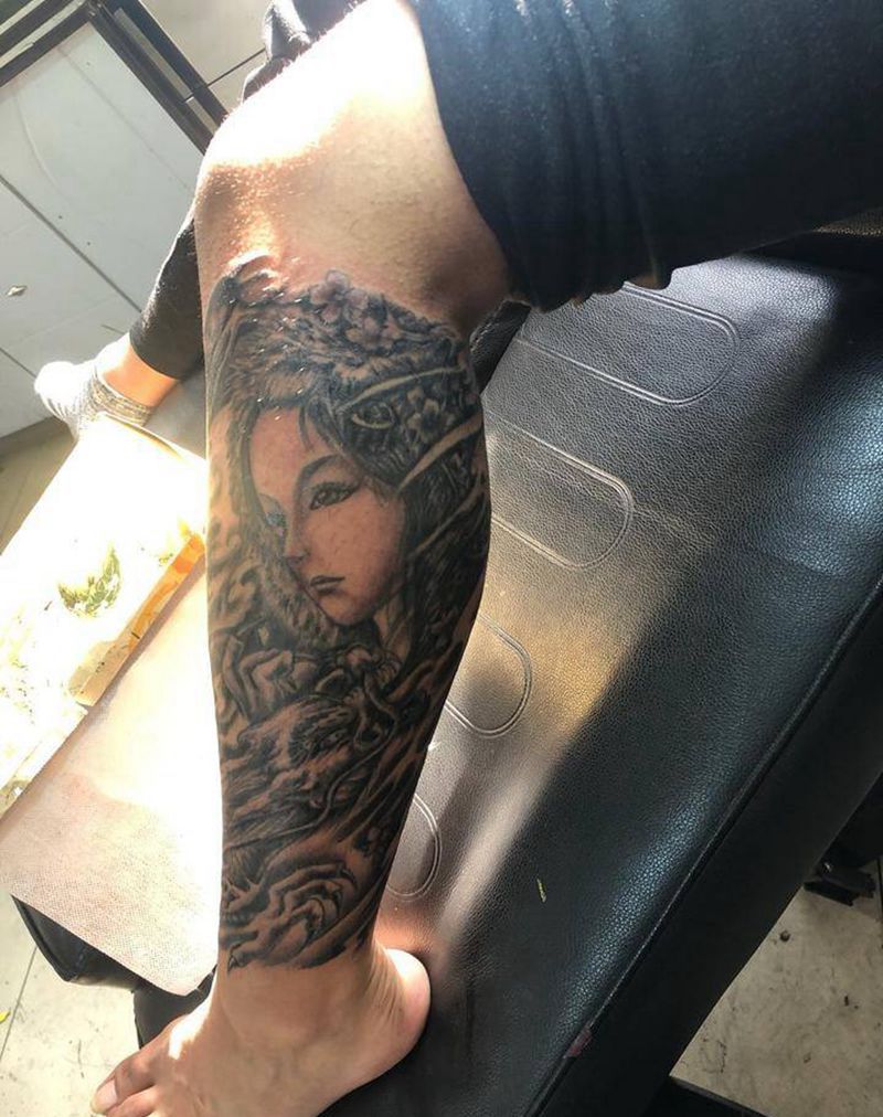 小腿艺妓纹身图片