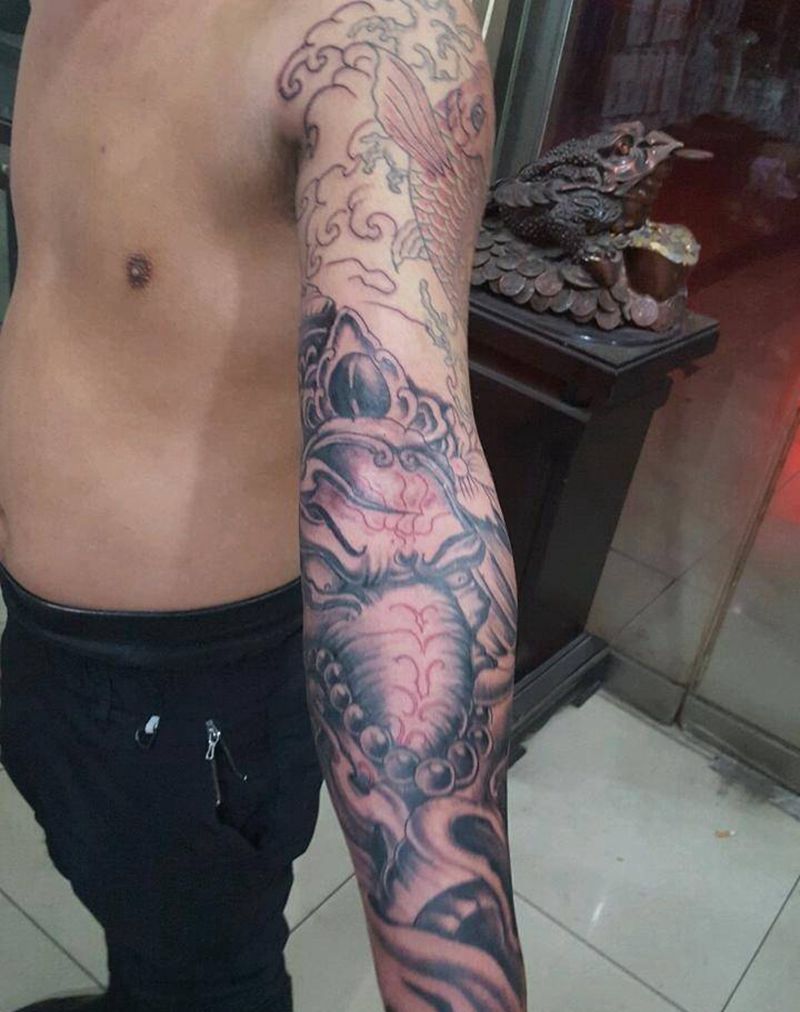 修改花臂纹身图片