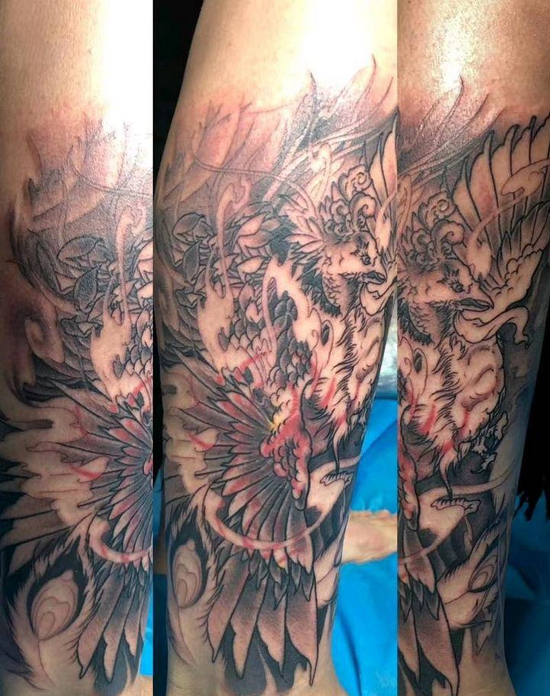 小腿凤凰覆盖纹身图片_腿部新传统纹身图案