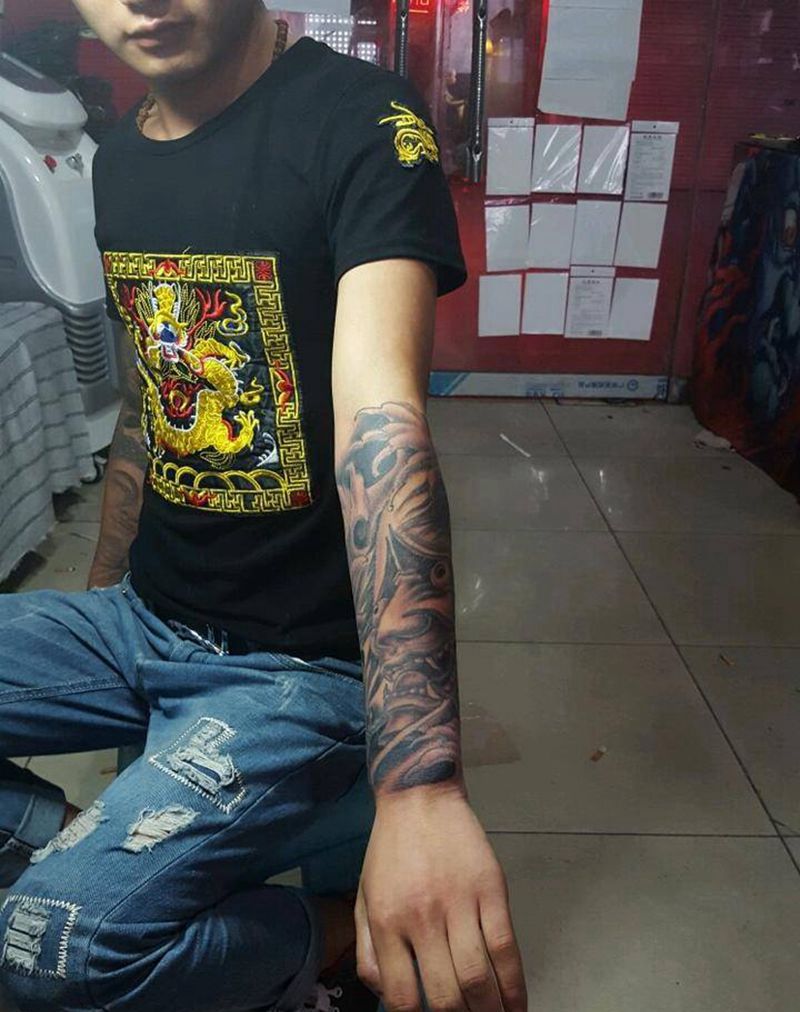 般若包小臂纹身图片