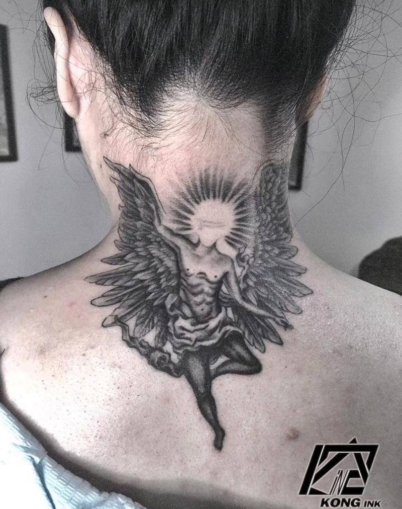 后颈天使纹身图片_颈部新传统纹身图案