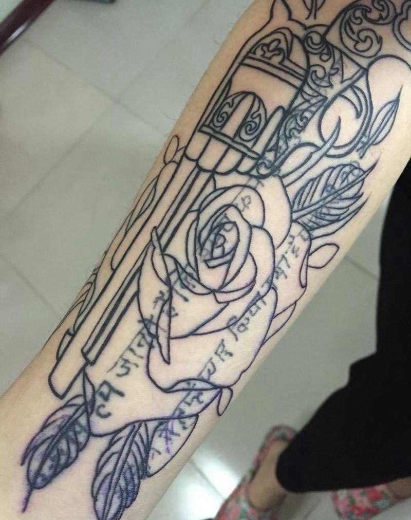 字母遮盖纹身图片_手臂欧美纹身图案