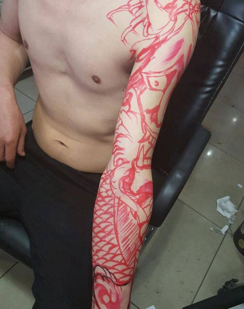 花臂未完成纹身图片